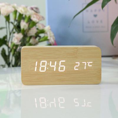 China Electronic Desktop USB Class/Creative Battery Operated Clock Decorations for Home Clock for sale