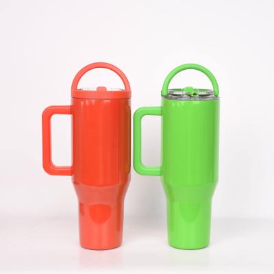 Cina Bottiglia d'acqua in acciaio inossidabile 40oz Tumbler con maniglia e coperchio Eco-friendly vantaggio in vendita