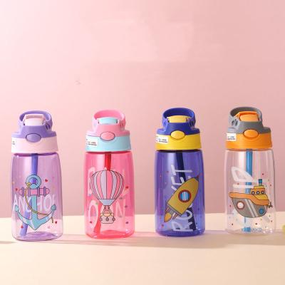 China Regreso a la escuela Niños Taza de agua Sippy Taza de niños portátil con paja y mango en venta