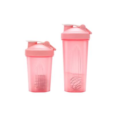 China 600ml Custom Logo and Color Fitness Plastic Gym Blender Shaker Cup for Direct Drinking for sale