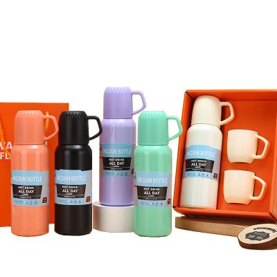 China Stainless Steel Three-lid Vacuum Insulation Water Cup Gift Set for Corporate Meetings for sale