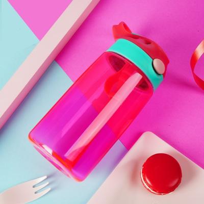 China Color personalizado Bebidas para niños con paja Bebidas para niños sin BPA en venta