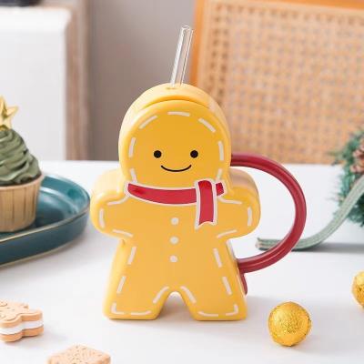 China Nachhaltige Gingerbread-Form Keramik Tasse Vintage Weihnachtsbecher für Familie und Freunde zu verkaufen