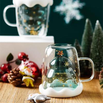 Chine 300 ml de cadeau de Noël Double verre muré avec couvercle et résistance à haute température à vendre