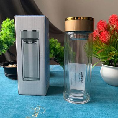 Cina Bottiglia d'acqua di vetro senza BPA per uomo con logo personalizzato in vendita