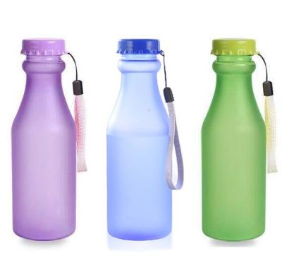 China Sealed Drinking Bottle 550ml Reusable Gym Bpa Free Sport Plastic Water Bottles With Rope for sale