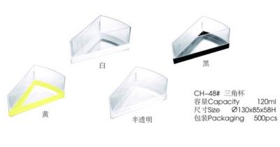 China Transparent Triangle 120ml PP Plastic Cake Boxes For Pudding / Mousse for sale