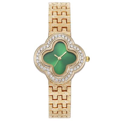 China Hot Selling Quartz High-end Luxury Women's Watch Dial Wristwatch Hq-20224 New Factory New Factory Clover Watch Rhinestone Women's Watch for sale