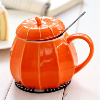 China Sustainable Wholesale Halloween Pumpkin Ceramic Coffee Mug With Logo Customization Coffee&tea Mug for sale