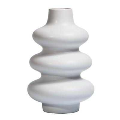 China Hot selling hot selliing special shaped white ceramic vase for hydroponic dry flower ornaments for sale