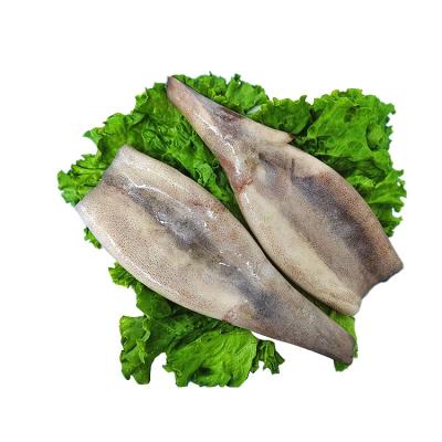 China Organic frozen squid tube skin on for sale