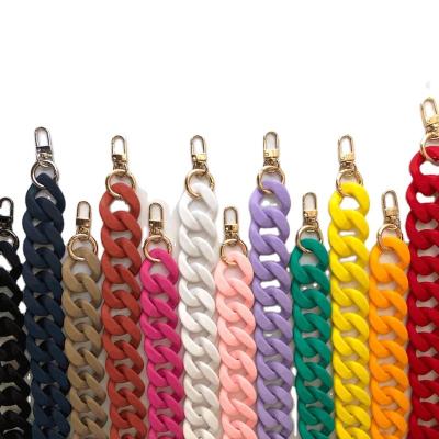 China Phone /Bag Hanging Cord Hot Selling Creative Handmade Plastic Acrylic Crossbody Mobile Phone Case Chain For Ladies Women for sale