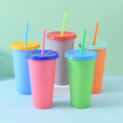 China 24oz Reusable Tumblers Disposable Coffee Juice Water PP Cup Magic Cold Color Changing Cup Easter Plastic Cup With Lid Straw for sale