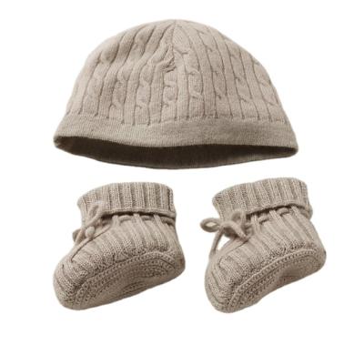 China breathable & Waterproof Cable Knit Cashmere Hat Bootie Set for sale