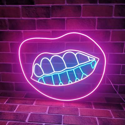 China Indoor/Wedding/Party/Hotel Nightclub Atmosphere Lighting Flexible Custom Electronic LED Sign Neon Sign Red-pink Light Lips for sale