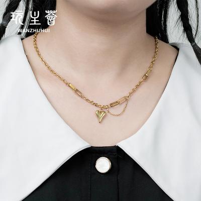 China New Trendy Heart Shape Pendant Layered Layered Gold Chain Titanium Steel Necklace for sale