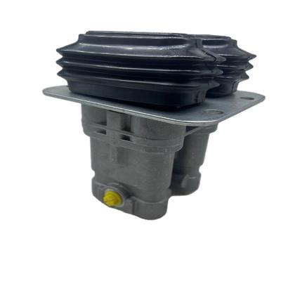 China Hot Selling Excavator Pedal Valve Excavator Foot Pedal Valve Excavator Control for sale