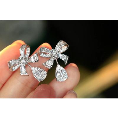 China Simple Romantic Jewelry Small Earrings With White Diamond Studded Earrings for sale