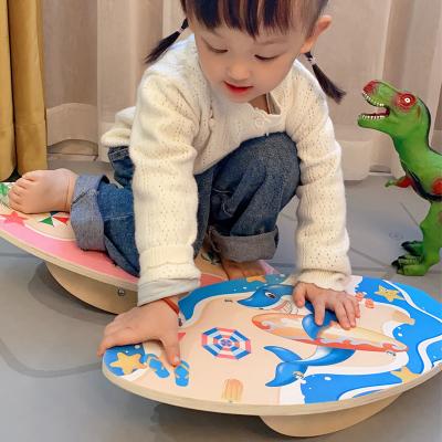 China Yoga Exercise Kids Balance Rocker Board Wooden Wood Holding Accessory Balancing Board For Under Desk Anti Slip Roller Core Force for sale