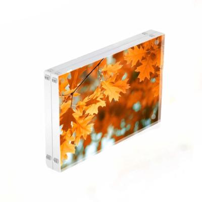 China Modern Luxury Acrylic Clear Double Sided Picture Frame 4x6 Picture Frame Desktop Display for sale