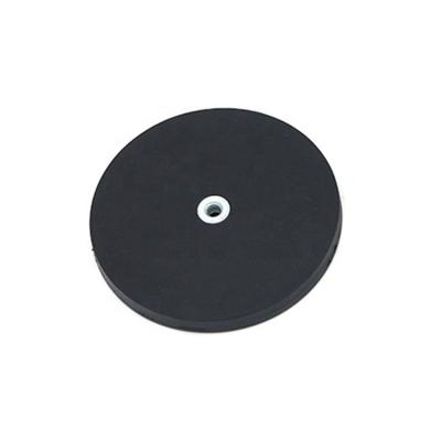 China Industrial Magnet Disc Neodymium Rubber Coated Magnet With One Nut for sale