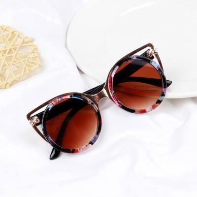 China Girls 2021 Oversized Round Mirror Boys Sunglasses Uv400 Vintage Glass Cat Ear Big Frame Kids Sun Glasses Fashion Sun Glasses for sale