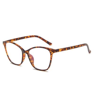 China Retro Optical Cat Eye Glasses Frame Transparent Jelly Color Eyeglasses Large Metal Frame 2021 for sale