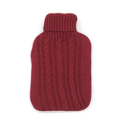 China High Quality Reusable Natural Rubber Water-Filling Hot Water Bag Knitted Cozy Winter Reusable Warm Water Bottle Blanket Warm Blanket for sale