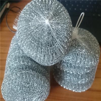 China High Quality Viable Galvanized Iron Scrubber Cleaning Daily Household Items Stainless Steel Pot Scrubber Stainless Steel Mesh Scrubber for sale