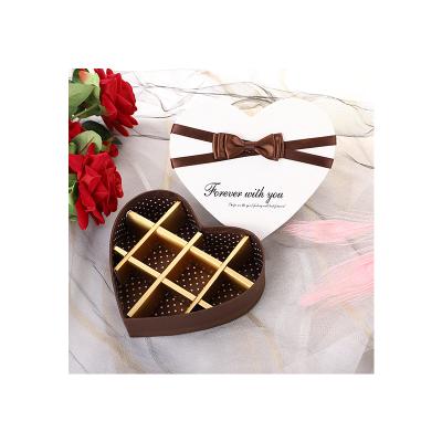 China Recyclable ASP Korean Style Chocolate Candy Gift Boxes Heart Shaped Packing Box With Bow Decoration for sale