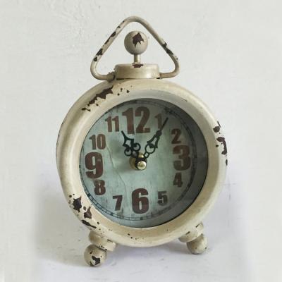 China Hot Selling Antique Style Amazon Iron Clock Fo Antique Cream Table for sale