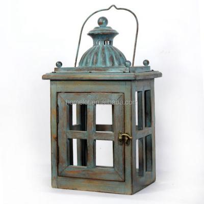 China New Fashion Classic Candle Lantern Home Decoration Small Lantern Woods for sale