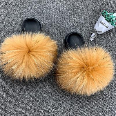 China 2022 European and American furry women's clothing slippers home fashion Fox hair Cool Four Seasons Flip Flops slide light weight real for sale