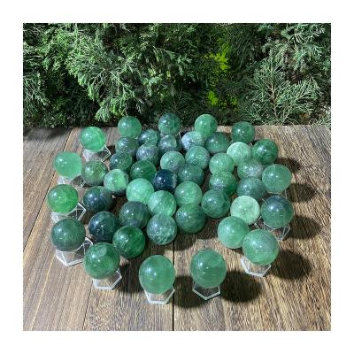 China Europe Natural Green Fluorite Gemstone Crystals Healing Energy Sphere Mineral Ball for sale