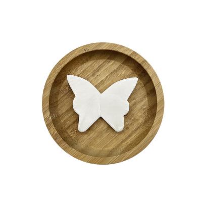 China New Arrival Natural Crystal Stone White Ivory Jade Three-Dimensional Flying Butterfly Art Craft For Gifts Hand Made from Europe for sale