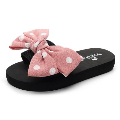 China Wholesale Girls Flat Sandals Beach Fashion Polka Dot Bow Parent-child Outdoor Children Beach Sandals for sale