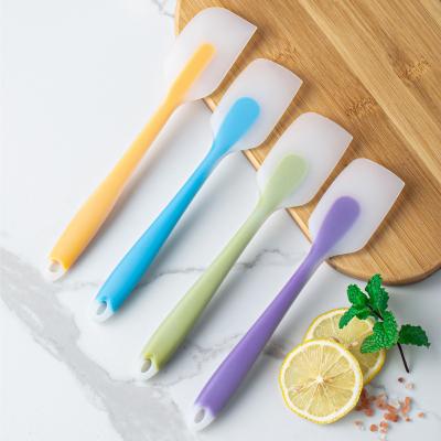 China Viable Kitchenware Knife Shaped Silicone Cream Spatula Low Price Wholesale for sale