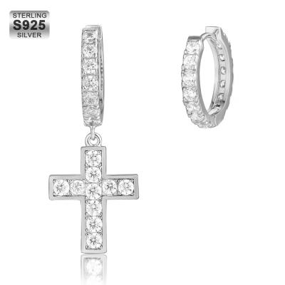 China CLASSIC 14k Gold Plated Huggie Earrings CZ Cross Dangler S925 Sterling Silver Men Huggie Hinged Circle Earrings for sale