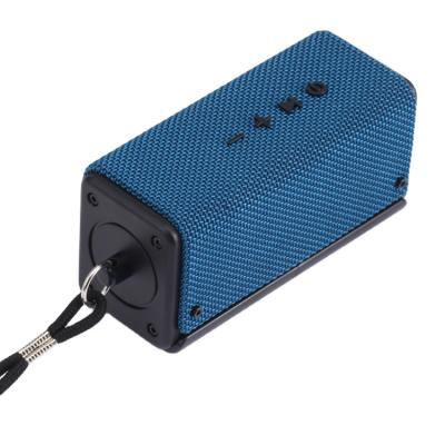 China Hot Selling Video Call BT Portable Waterproof Speaker IPX5 Outdoor Wireless Speakers Waterproof Blue Tooth Speaker for sale