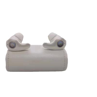 China In-Ear Case TWS Earbuds Sport Leather Wireless Blutooh Earbuds Earphone With Blutooh Earphone TWS for sale