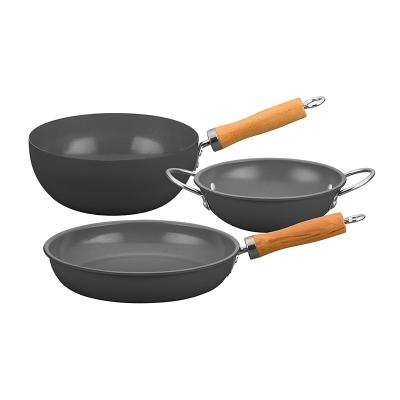 China Durable Black 3pcs Carbon Steel Non-Stick Wooden Camping Cookware Set for sale