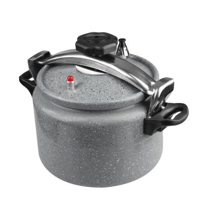 China Sustainable aluminum pressure cooker with mirror polish and bakelite handle for sale