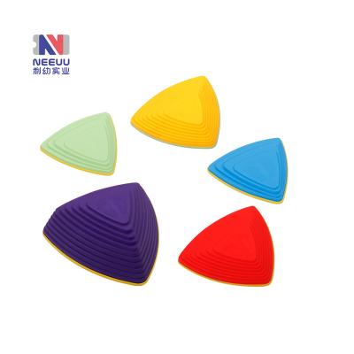 China Amazon Supplier Kids Plastic Balance Toys Kids Outdoor 5pcs Colorful Plastic River Balancing Stone Set Sensory Training Equipments for sale