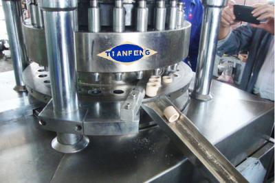 中国 New Study Ceramic Crucible Making Machine ZPW25 Rotary Type Ceramic Crucible Cube Maker 販売のため