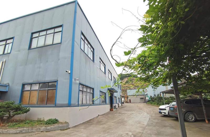 Verified China supplier - Ningbo Hangzhou Bay New Zone Unirisen Precision Machinery Factory