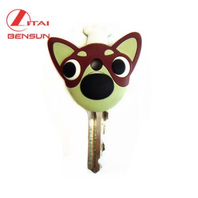 China Promotional High Quality Plastic Dog Shape 3D Dog Shape Soft PVC Custom Key Head Cover for sale