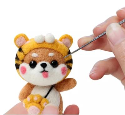 China Handmade Cartoon Toy Neddle Felting DIY Kits Wool Fiber Sling Kids for sale