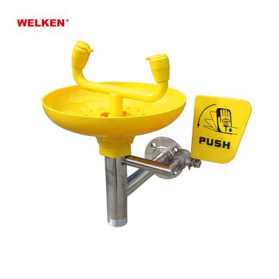 China wholesale high quality vertical stainless steel 304 eye wash station emergency eye wash station for sale