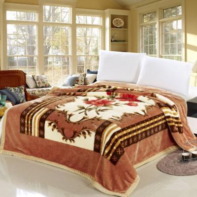 China Luxurious double fold home disposable raschel blanket for sale