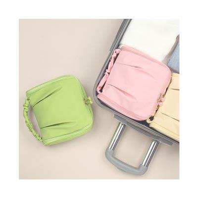 China Fashion Neoprene Cosmetic Bag Make Up Bags Simple Triangle With Large Capacity Polyester Cotton Cosmetic Makeup Bag for sale